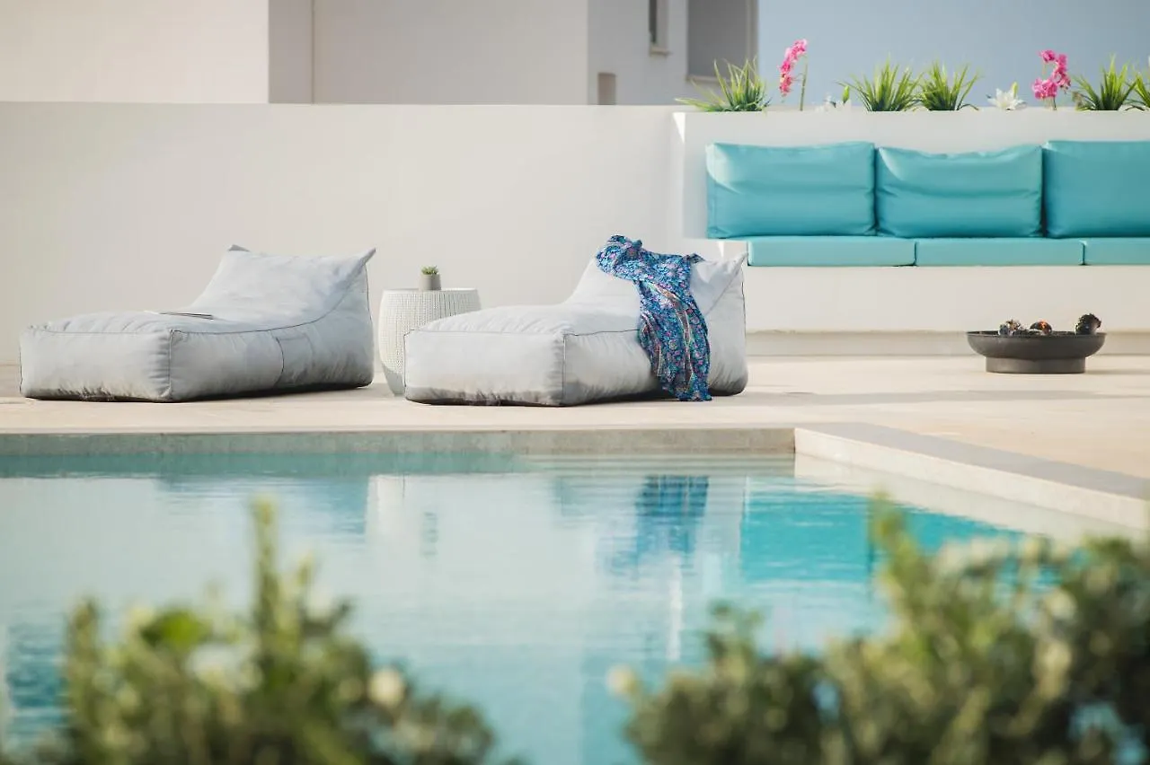 חאניה Tholaria Villa יוון