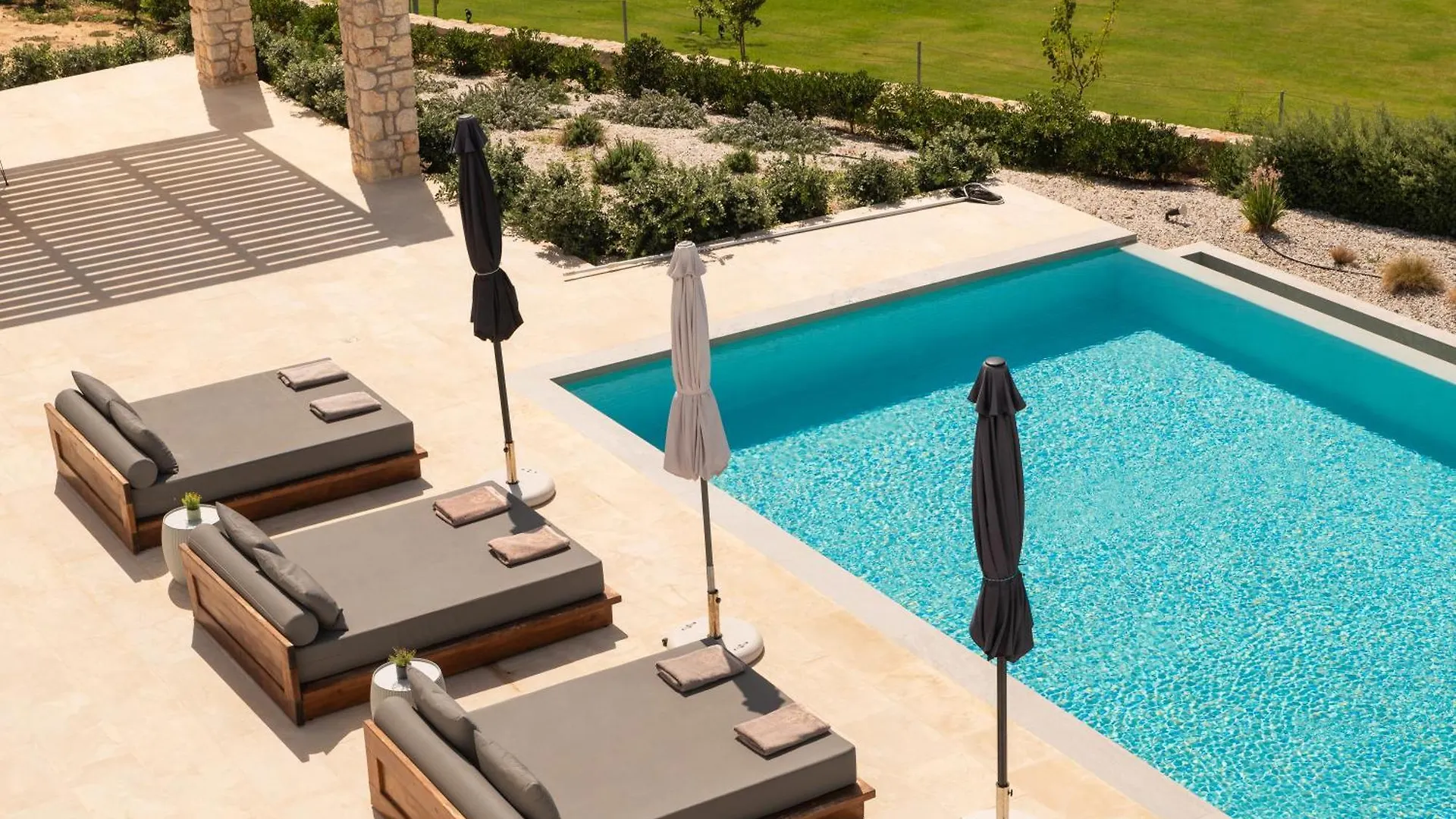 חאניה Tholaria Villa יוון